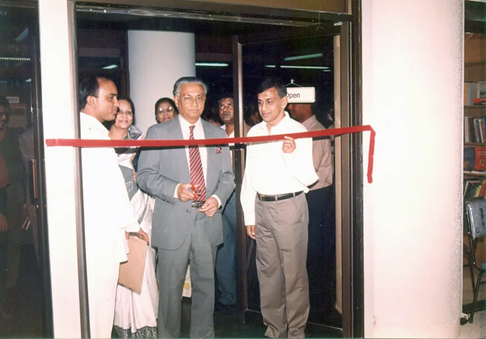 US Ambassador at the NSU Book Shop opening